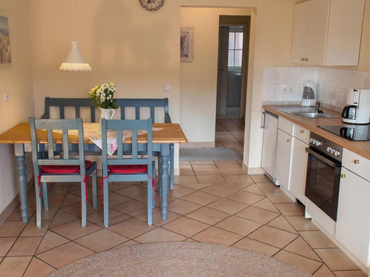 Schloesschen Im Weinberg Apartment เมียร์สบวร์ก ภายนอก รูปภาพ