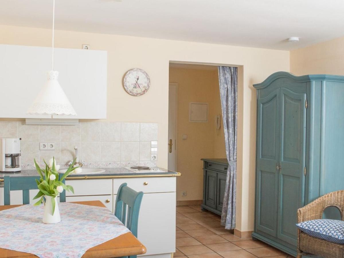 Schloesschen Im Weinberg Apartment เมียร์สบวร์ก ภายนอก รูปภาพ