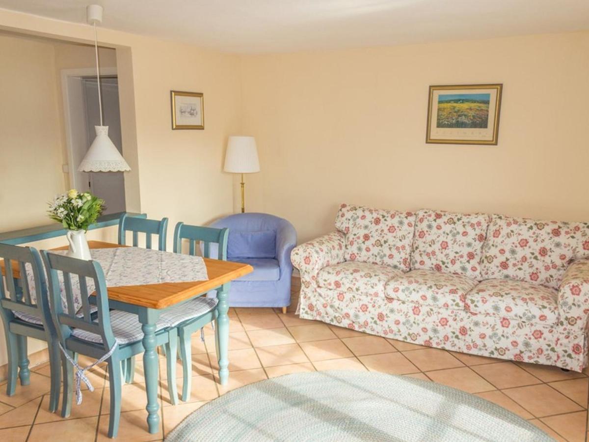 Schloesschen Im Weinberg Apartment เมียร์สบวร์ก ภายนอก รูปภาพ