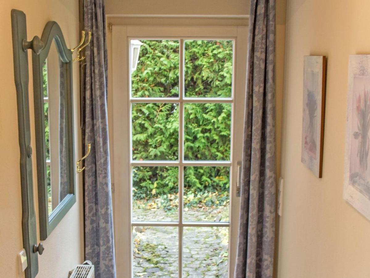 Schloesschen Im Weinberg Apartment เมียร์สบวร์ก ภายนอก รูปภาพ