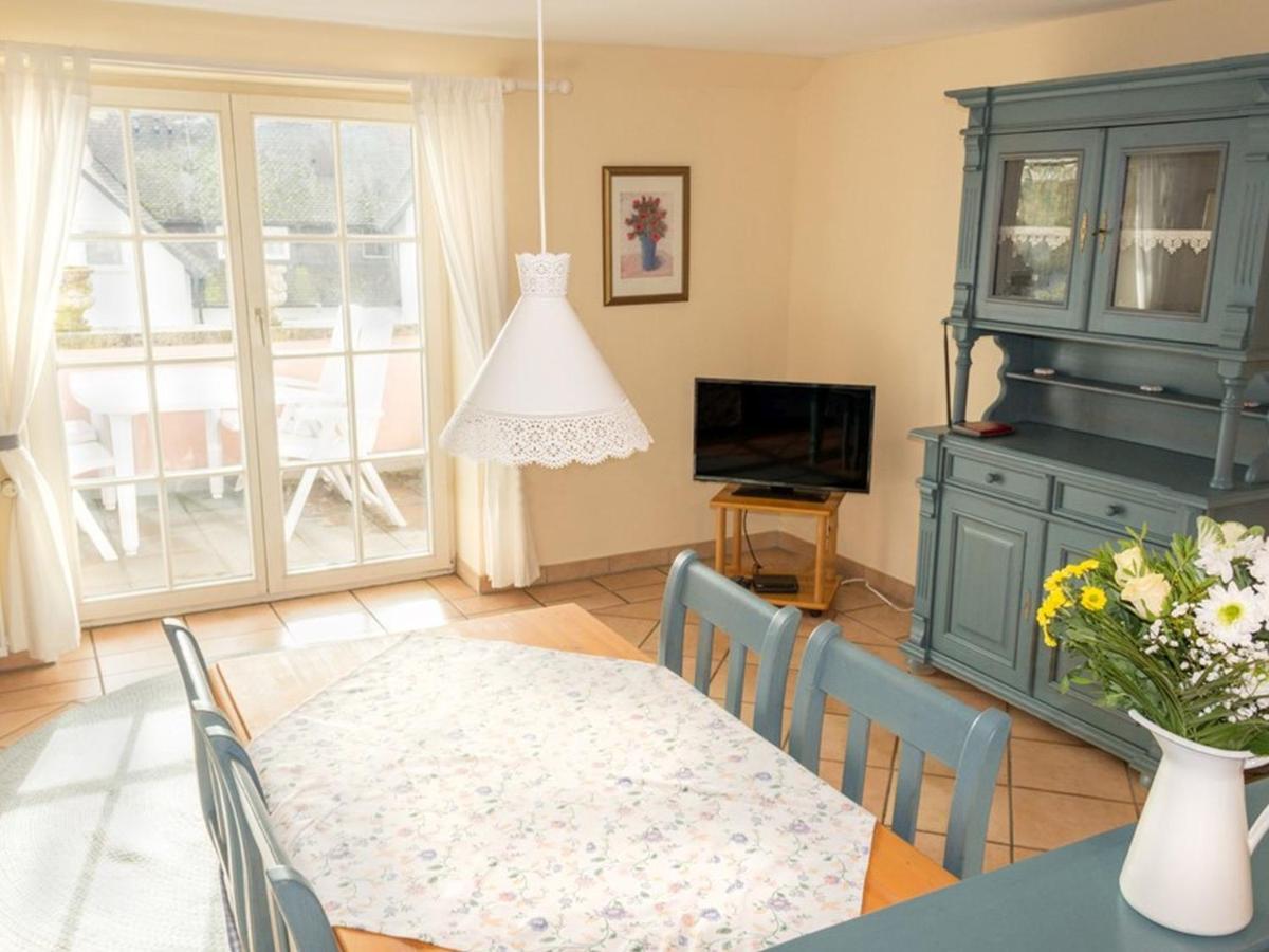 Schloesschen Im Weinberg Apartment เมียร์สบวร์ก ภายนอก รูปภาพ