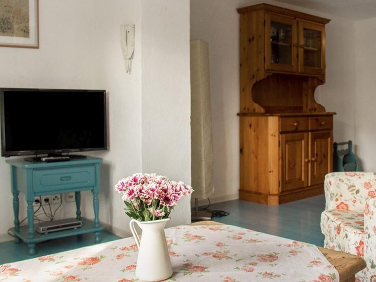 Schloesschen Im Weinberg Apartment เมียร์สบวร์ก ภายนอก รูปภาพ